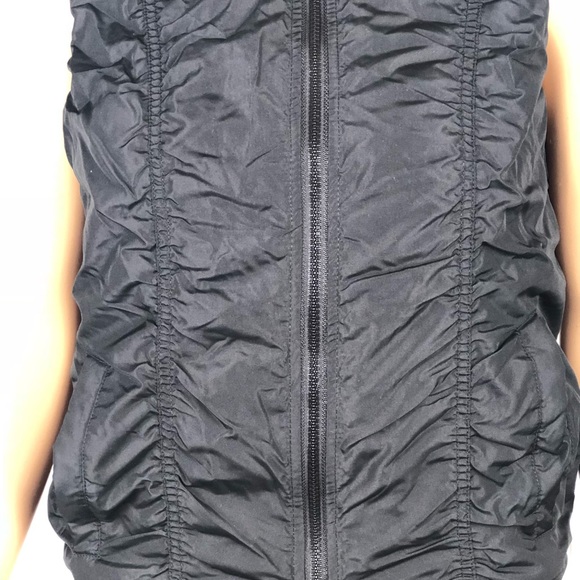 American Rag Juniors ‘ Hooded puffer vest, Macy’s - Picture 3 of 6